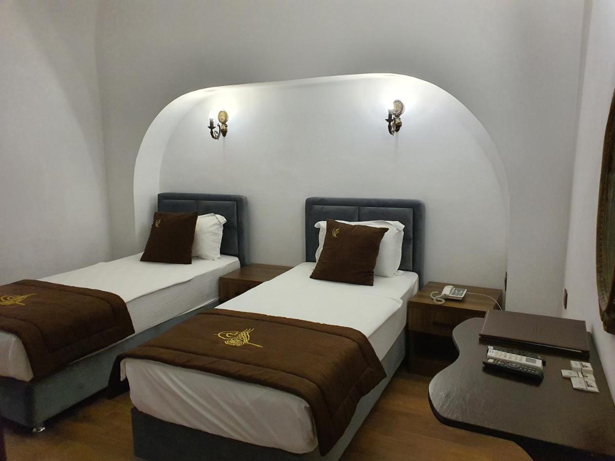 Cesme Kanuni Kervansaray Historical Hotel Bagian luar foto