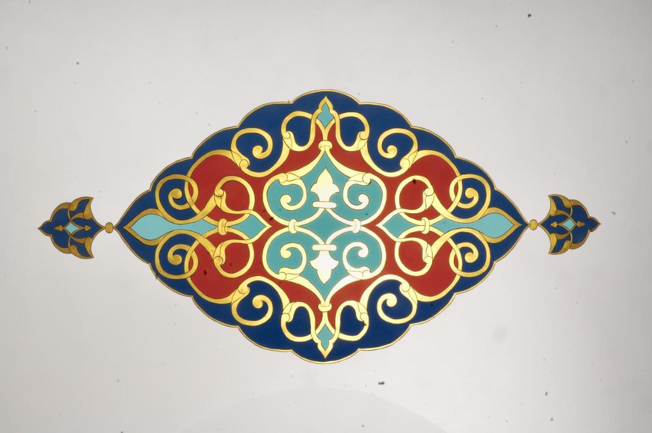 Cesme Kanuni Kervansaray Historical Hotel Bagian luar foto