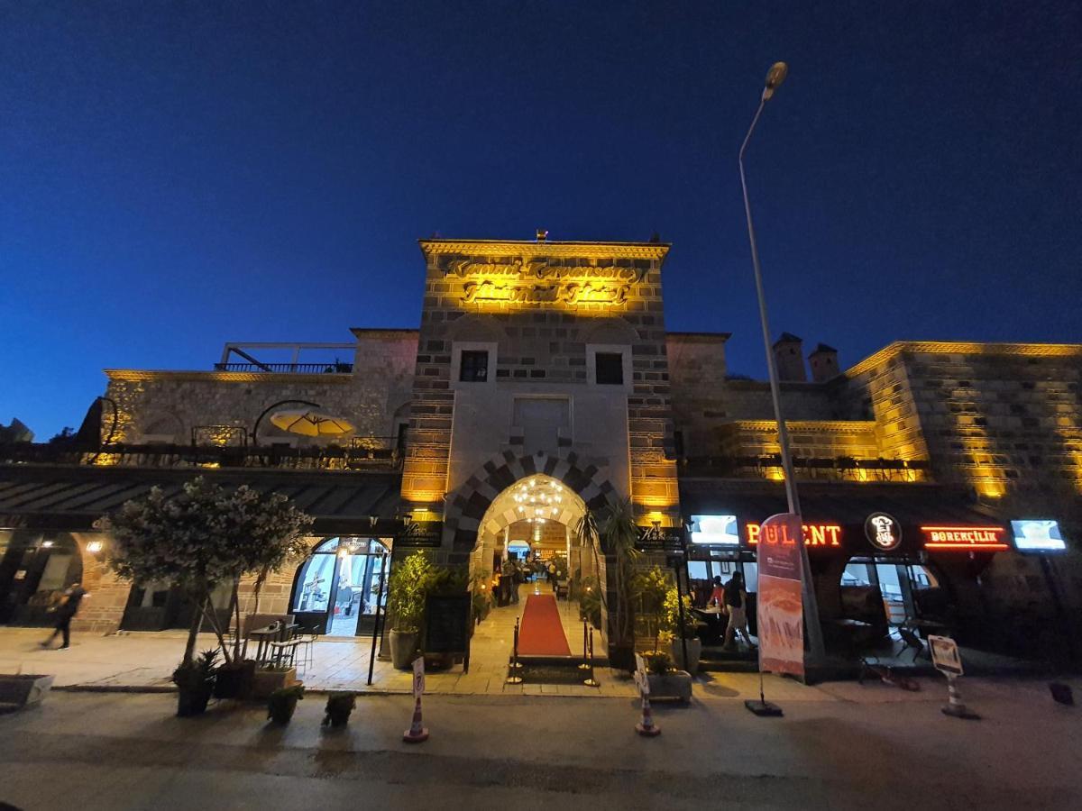 Cesme Kanuni Kervansaray Historical Hotel Bagian luar foto