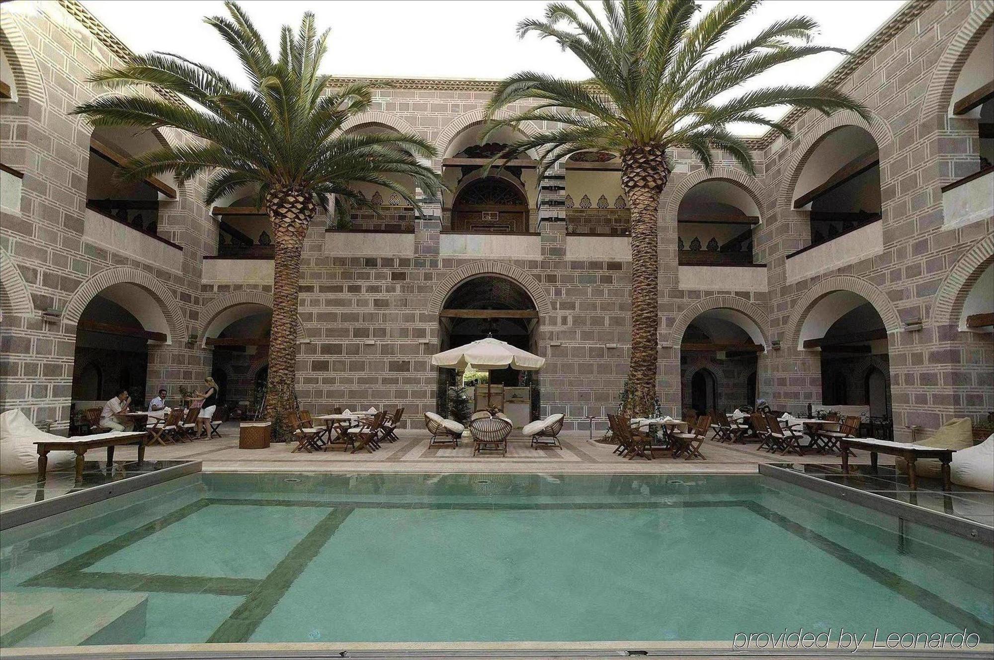 Cesme Kanuni Kervansaray Historical Hotel Fasilitas foto