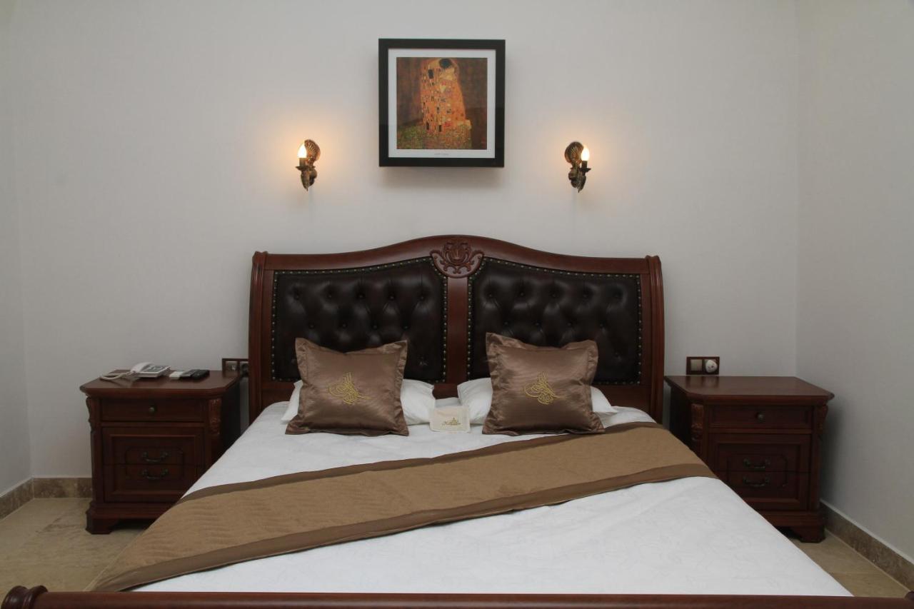 Cesme Kanuni Kervansaray Historical Hotel Bagian luar foto